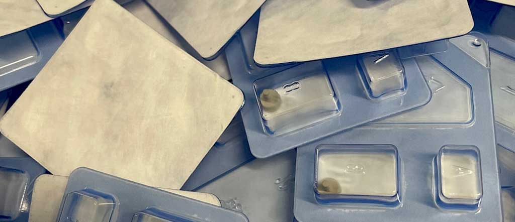 Clean & Pack-Linie bei der Diener AG Precision Machining